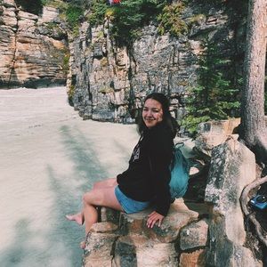 Meet your Posher, Marie